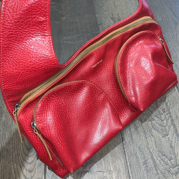 Matt & Nat Red Shoulder Bag - Picture 2 of 7
